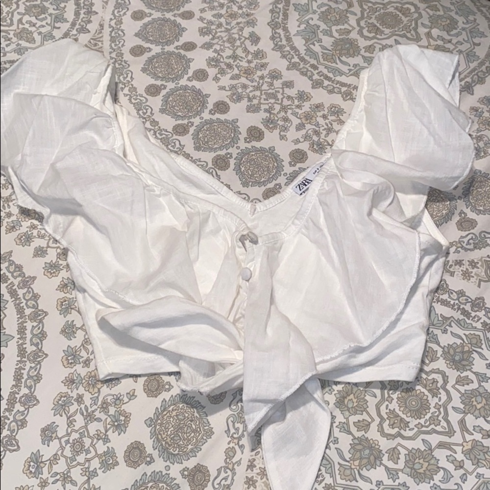 White ruffled crop top